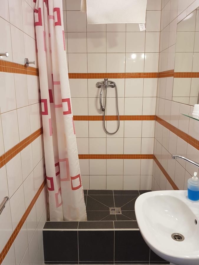Penzion Mar Hradec Králové Zewnętrze zdjęcie